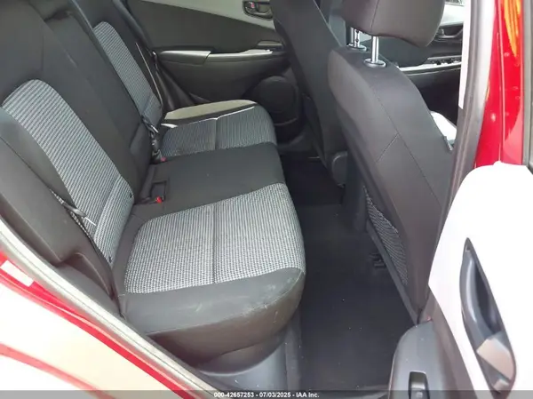 KM8K22AA7MU640335 2021 HYUNDAI KONA - Image 8