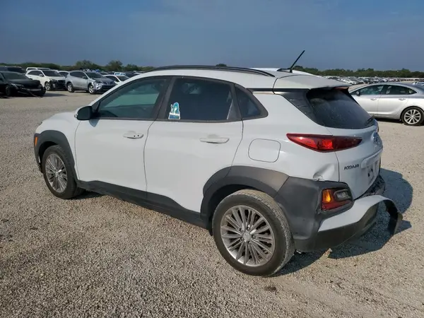 KM8K22AA8JU085715 2018 HYUNDAI KONA - Image 2