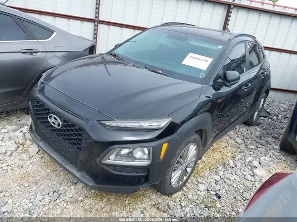 KM8K22AA8JU092003 2018 HYUNDAI KONA - Image 2