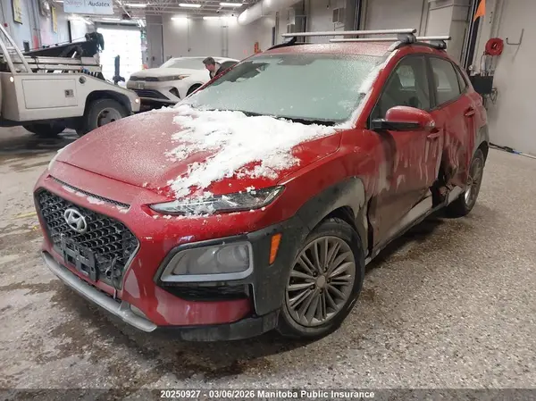 KM8K22AA8JU096780 2018 HYUNDAI KONA - Image 2