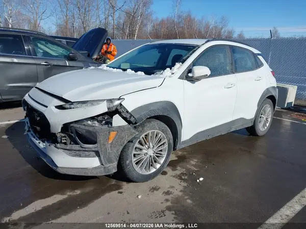 KM8K22AA8JU097251 2018 HYUNDAI KONA - Image 2