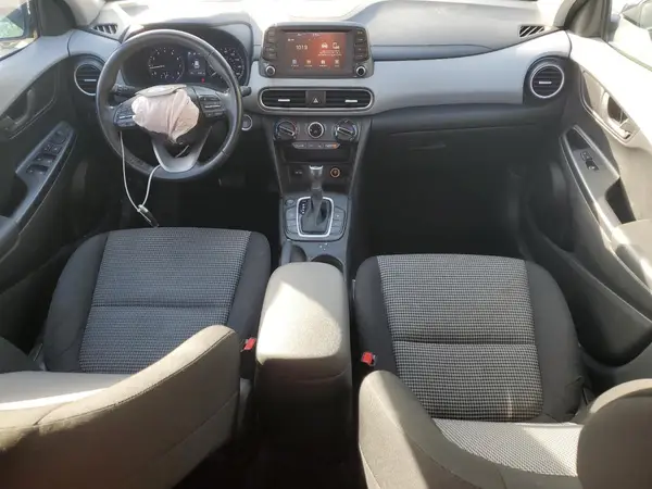 KM8K22AA8JU145900 2018 HYUNDAI KONA - Image 8