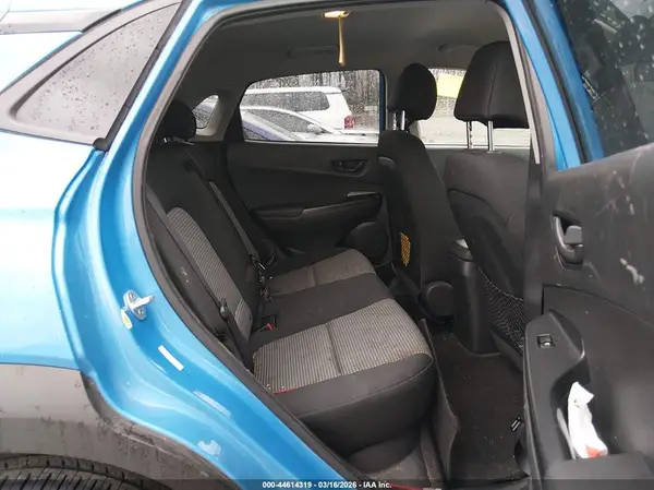KM8K22AA8JU164575 2018 HYUNDAI KONA - Image 8