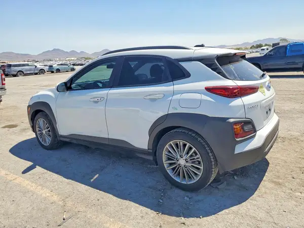 KM8K22AA8JU186057 2018 HYUNDAI KONA - Image 2