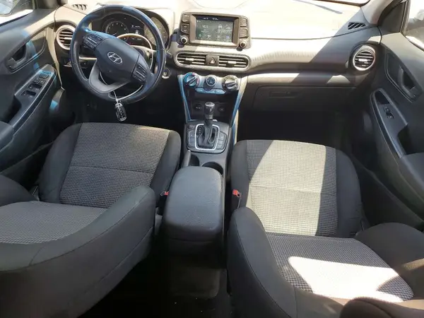 KM8K22AA8JU186057 2018 HYUNDAI KONA - Image 8