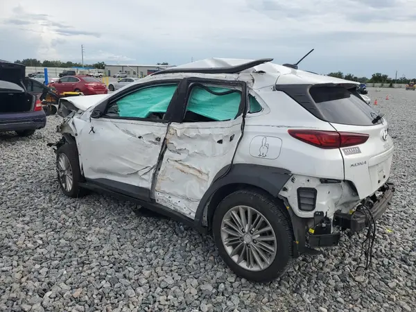 KM8K22AA8MU600359 2021 HYUNDAI KONA - Image 2