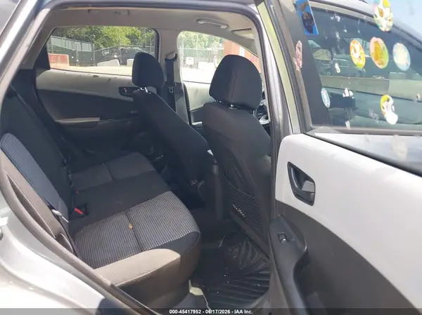 KM8K22AA8MU607392 2021 HYUNDAI KONA - Image 8