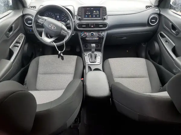 KM8K22AA8MU608283 2021 HYUNDAI KONA - Image 8