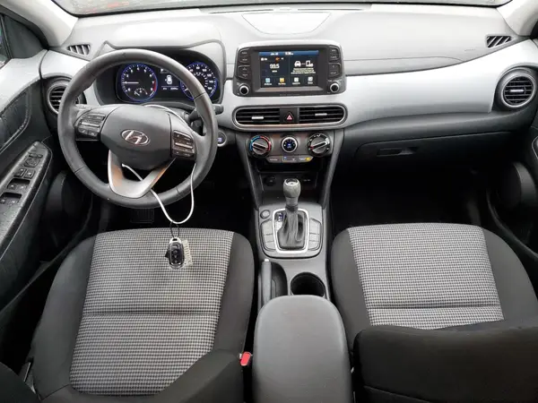 KM8K22AA8MU614732 2021 HYUNDAI KONA - Image 8