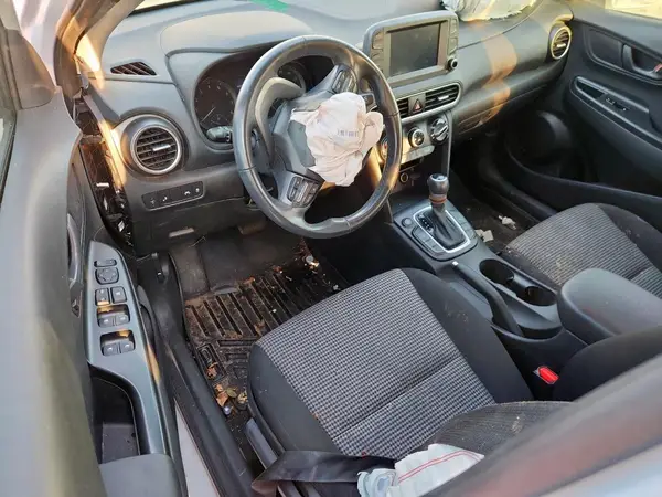 KM8K22AA8MU617713 2021 HYUNDAI KONA - Image 8