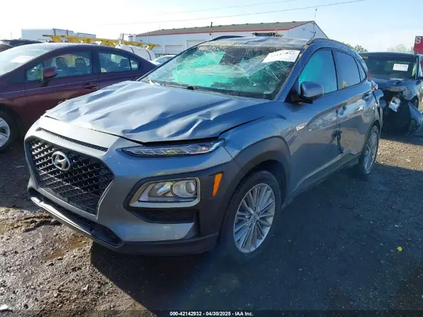 KM8K22AA8MU649092 2021 HYUNDAI KONA - Image 2