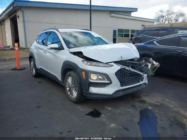 KM8K22AA8MU692394 2021 HYUNDAI KONA - Image 1