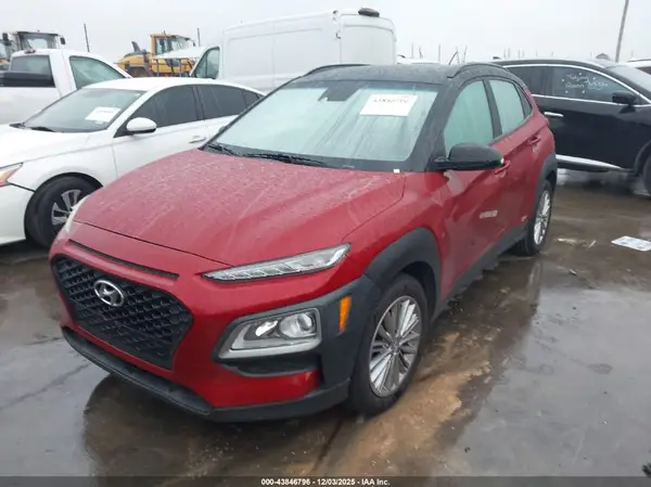 KM8K22AA8MU747412 2021 HYUNDAI KONA - Image 2