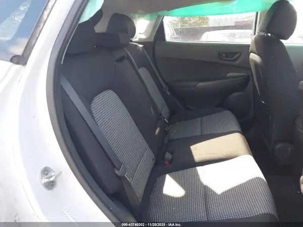 KM8K22AA9JU069720 2018 HYUNDAI KONA - Image 8