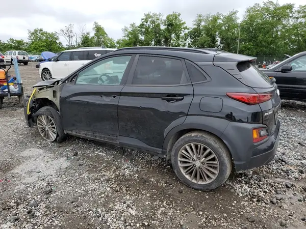 KM8K22AA9JU070513 2018 HYUNDAI KONA - Image 2