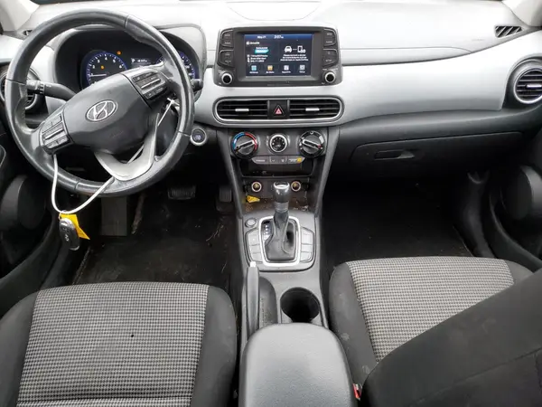 KM8K22AA9JU070513 2018 HYUNDAI KONA - Image 8