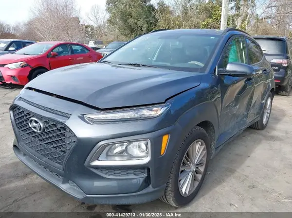 KM8K22AA9JU072066 2018 HYUNDAI KONA - Image 2