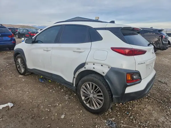 KM8K22AA9JU085707 2018 HYUNDAI KONA - Image 2