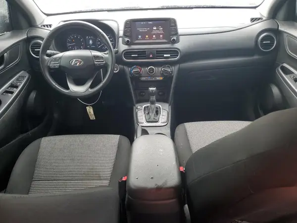 KM8K22AA9JU089319 2018 HYUNDAI KONA - Image 8