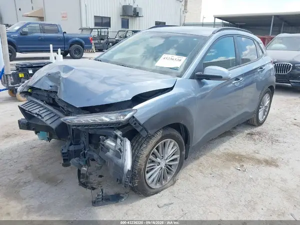 KM8K22AA9JU147445 2018 HYUNDAI KONA - Image 2