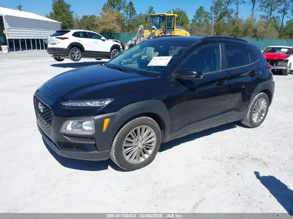 KM8K22AA9JU182079 2018 HYUNDAI KONA - Image 2