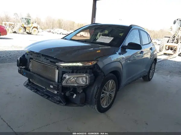 KM8K22AA9LU477489 2020 HYUNDAI KONA - Image 2