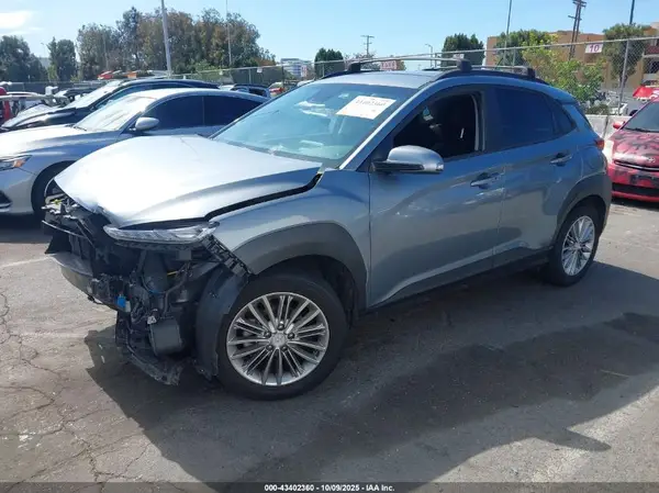 KM8K22AA9LU541806 2020 HYUNDAI KONA - Image 2