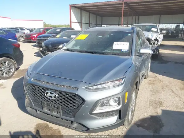 KM8K22AA9MU616814 2021 HYUNDAI KONA - Image 2