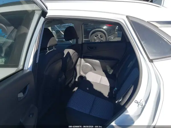 KM8K22AA9MU692419 2021 HYUNDAI KONA - Image 8