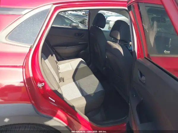 KM8K22AAOJU149505 2018 HYUNDAI KONA - Image 8