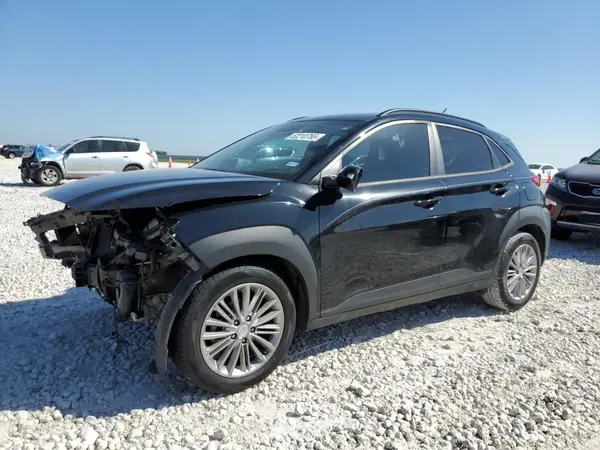 KM8K22AAXJU068768 2018 HYUNDAI KONA - Image 1
