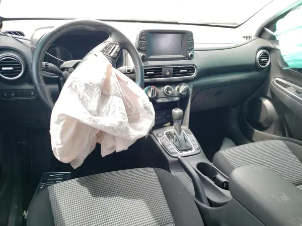 KM8K22AAXJU097011 2018 HYUNDAI KONA - Image 8