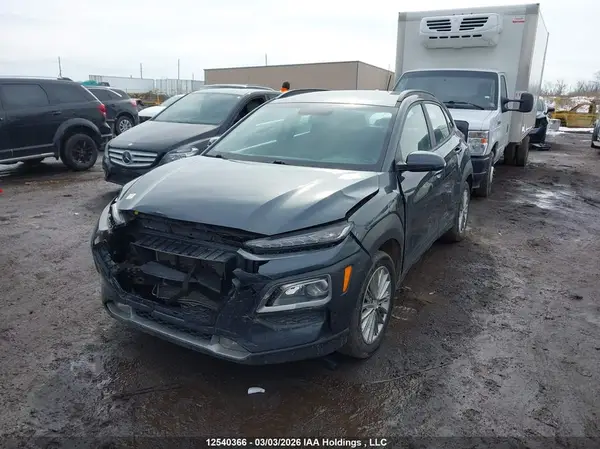 KM8K22AAXJU156512 2018 HYUNDAI KONA - Image 2