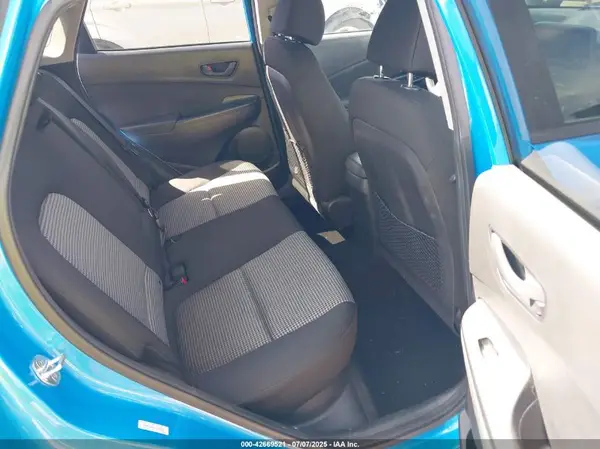 KM8K22AAXJU186626 2018 HYUNDAI KONA - Image 8