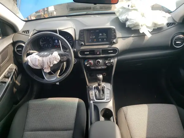 KM8K22AAXKU356100 2019 HYUNDAI KONA - Image 8