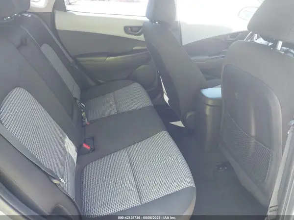 KM8K22AAXMU603697 2021 HYUNDAI KONA - Image 8