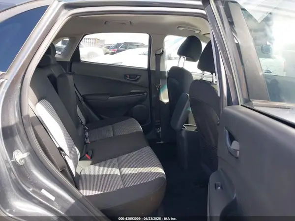KM8K22AAXMU611430 2021 HYUNDAI KONA - Image 8