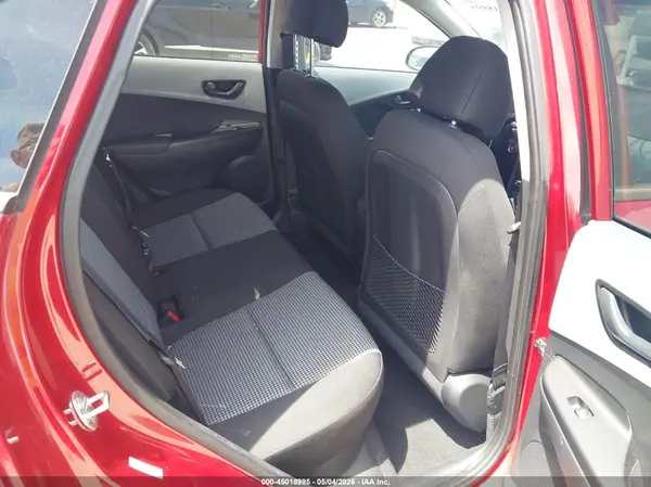 KM8K22AAXMU640328 2021 HYUNDAI KONA - Image 8