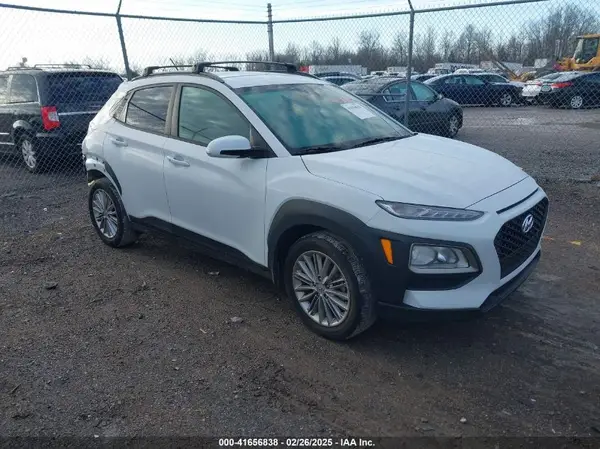 KM8K22AAXMU647635 2021 HYUNDAI KONA - Image 1