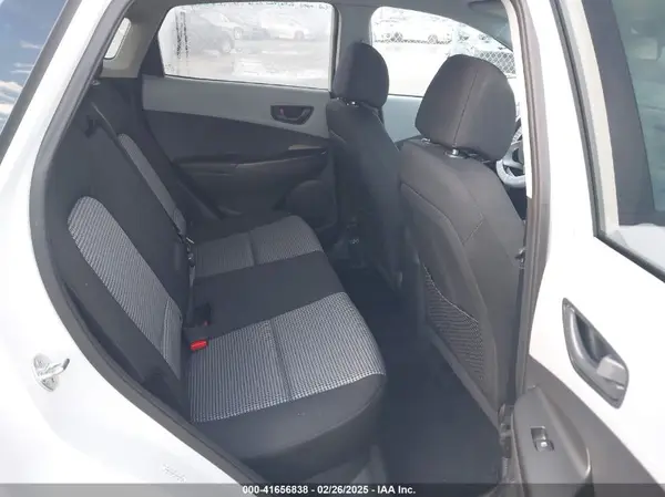 KM8K22AAXMU647635 2021 HYUNDAI KONA - Image 8