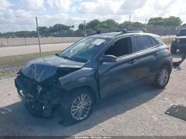 KM8K22AAXMU723290 2021 HYUNDAI KONA - Image 2