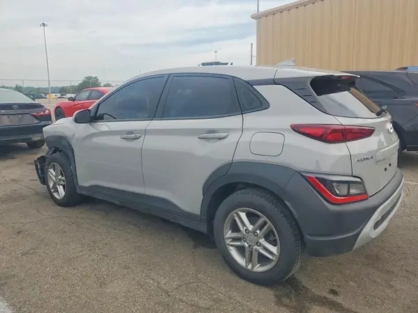 KM8K22AB0NU776073 2022 HYUNDAI KONA - Image 2