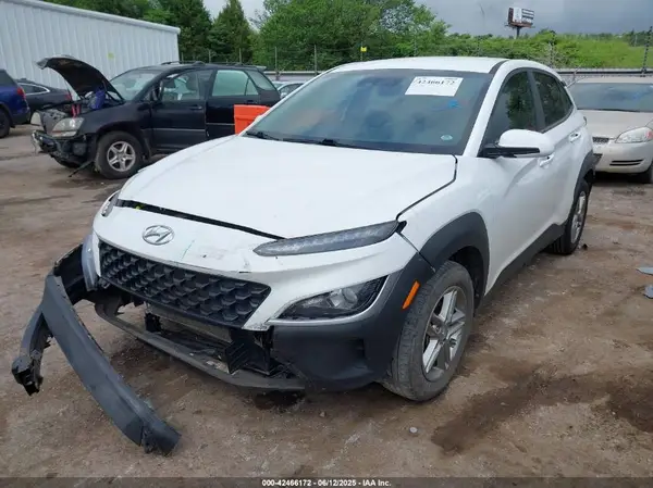 KM8K22AB0NU814305 2022 HYUNDAI KONA - Image 2
