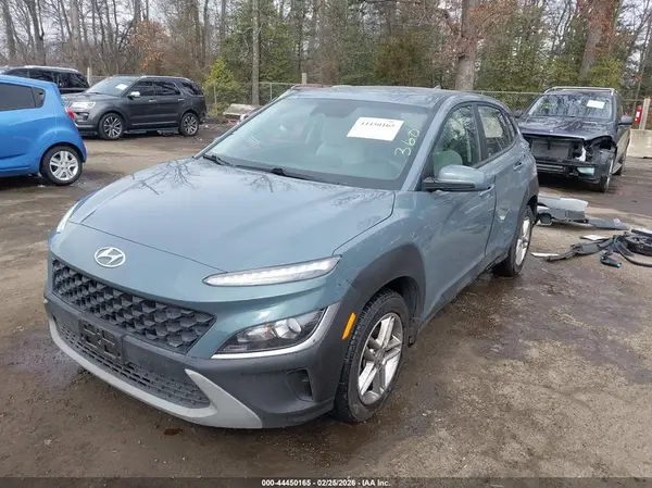 KM8K22AB0NU832464 2022 HYUNDAI KONA - Image 2