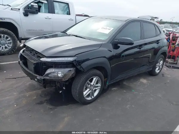 KM8K22AB1NU762795 2022 HYUNDAI KONA - Image 2