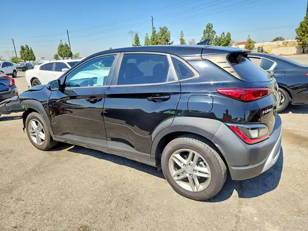KM8K22AB1NU767737 2022 HYUNDAI KONA - Image 2