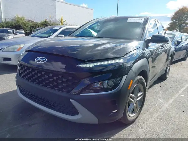 KM8K22AB1NU855622 2022 HYUNDAI KONA - Image 2