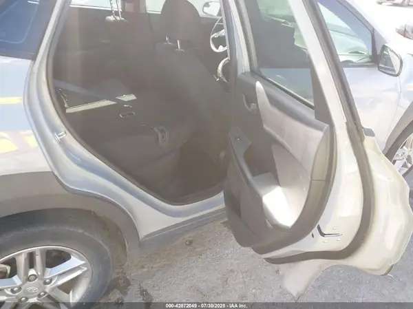 KM8K22AB1NU886985 2022 HYUNDAI KONA - Image 8