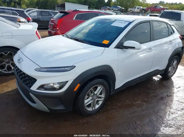 KM8K22AB2NU771666 2022 HYUNDAI KONA - Image 2