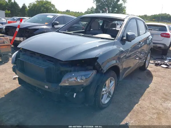KM8K22AB2NU887868 2022 HYUNDAI KONA - Image 2